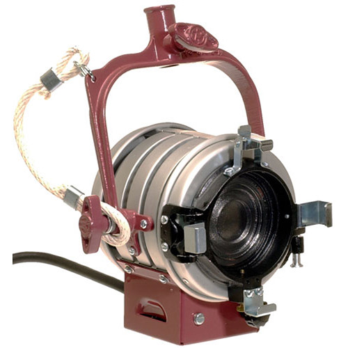 Mole-Richardson Betweenie 300W Fresnel Light