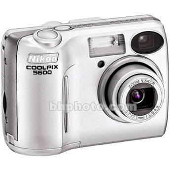 Nikon Coolpix 5600 Digital Camera