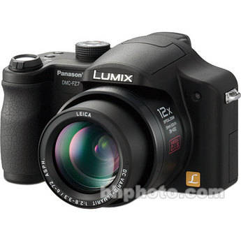 Panasonic C�mera Digital Lumix DMC-FZ7 (Preta)