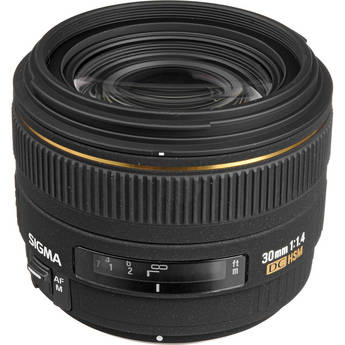 Sigma Lente Autofoco 30mm f/1.4 EX DC HSM para C�meras Digitais Olympus
