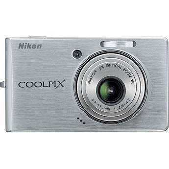 Nikon Coolpix S500 Digital Camera
