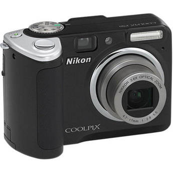 Nikon C�mera Digital Coolpix P50 (Preta)  