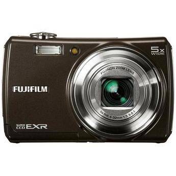 Fujifilm FinePix F200EXR Digital Camera with Basic Accessory Kit (Black)