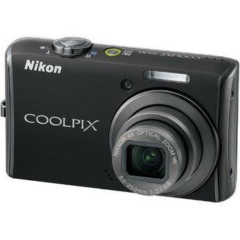 Nikon C�mera Digital Coolpix S620 com Kit B�sico de Acess�rios (Preto Jet)