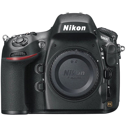Nikon D800 - front