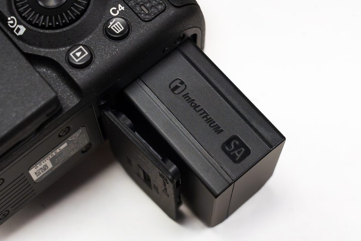Sony a7R VI Battery System
