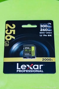 Lexar 256GB Professional 2000x UHS-II SDXC LSD2000256G-BNNNU B&H