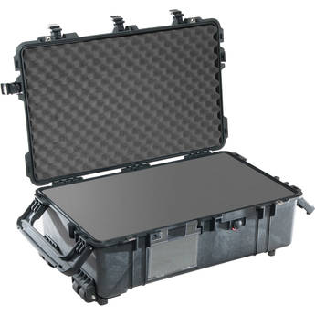 Pelican 1670 Case with Foam (Black)