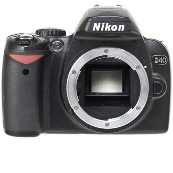 Nikon D40 SLR Digital Camera
