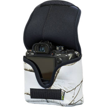LensCoat BodyBag M with Grip for Sony Alpha a7 III, a7R III, a7R IV, a9, a9II (Realtree AP Snow Camo)