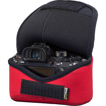 LensCoat BodyBag M for Sony Alpha a7 III, a7R III, a7R IV, a9, a9II (Red)