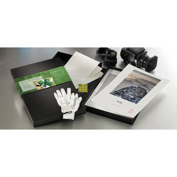 Hahnemuhle Limited Edition 13 x 19" Portfolio Box with 50 Sheets (Hemp)