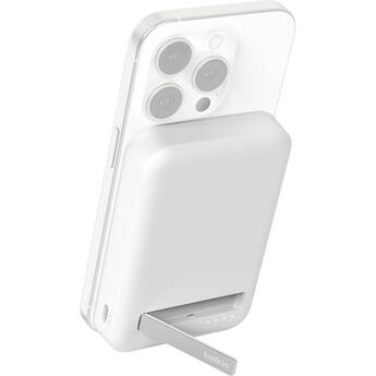 Belkin BoostCharge Pro Magnetic Power Bank (8000mAh, White)