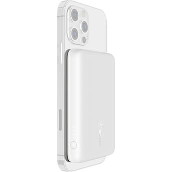 Belkin BoostCharge Magnetic Wireless Power Bank (2500mAh, White)