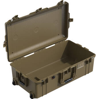 Pelican 1615 Air Case (OCP Tan)