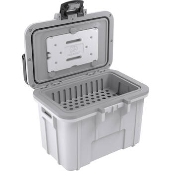 Pelican 8QT Personal Cooler (White / Gray)