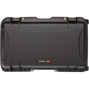 Nanuk 935 Hard Case with Heavy-Duty Wheels (28.5L)