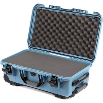 Nanuk 935 Wheeled Hard Case with Foam Insert (Cyan, 28.5L)