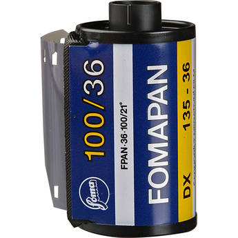 Foma Fomapan 100 Classic Black and White Negative Film (35mm Roll Film, 36 Exposures, Expired 04/2026)