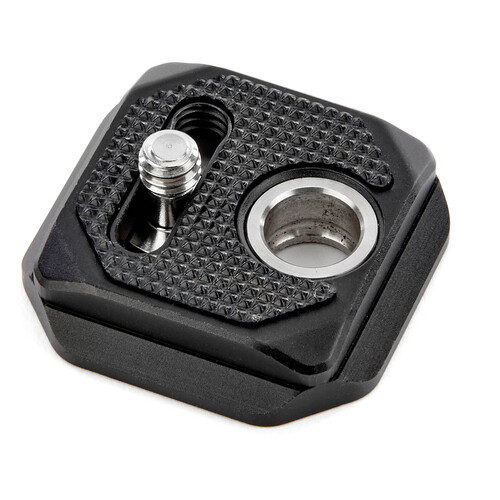 3 Legged Thing QD4 Quick Release Plate with QD Socket (Black)