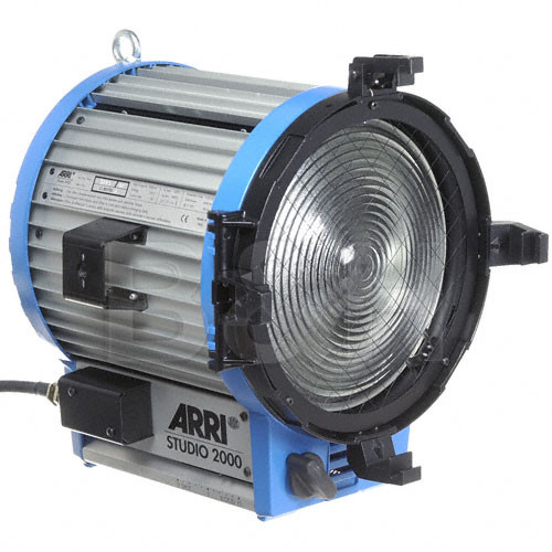 ARRI Studio Fresnel 2K  - Stand (120-240V)