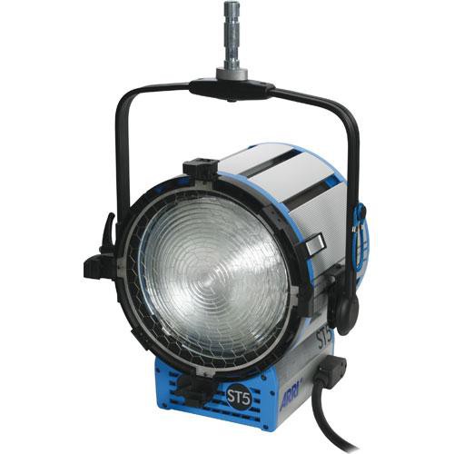 ARRI ST5 5000W Pole-Operated Studio Fresnel with Hanging Mount (120-230 VAC)