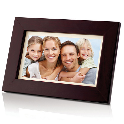 Coby DP700 7" Widescreen Digital Photo Frame (Wooden)