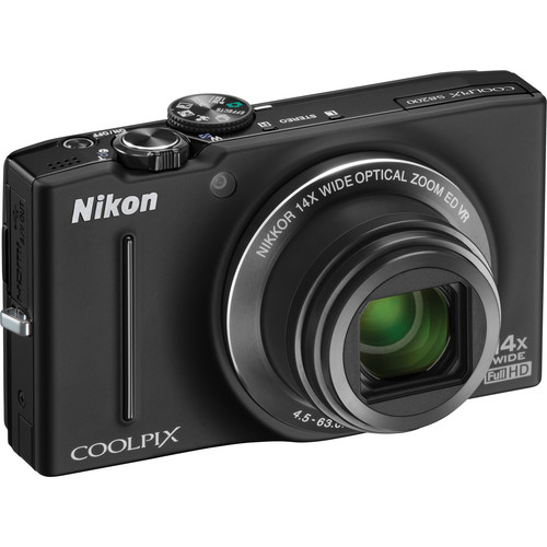 Nikon COOLPIX S8200 Digital Camera (Black)