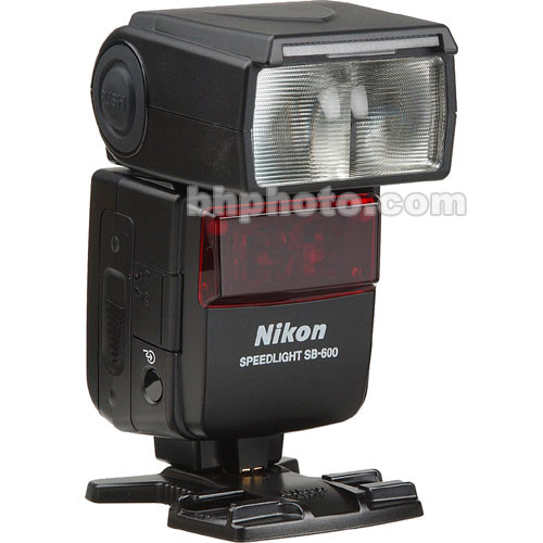 Nikon SB-600 AF Speedlight i-TTL Shoe Mount Flash (Guide No. 98'/30 m at 35mm)