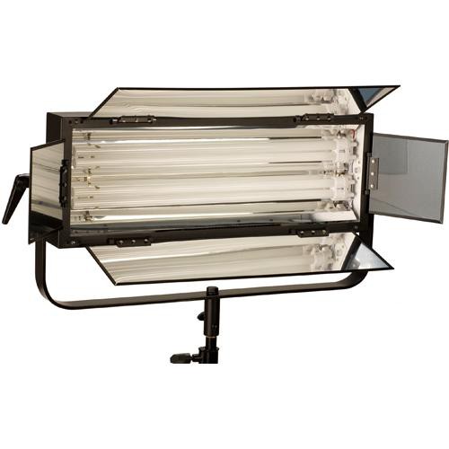 Smith-Victor FLO-110 110W Dimmable Fluorescent 2-Lamp Bank with Barndoors (120 VAC)