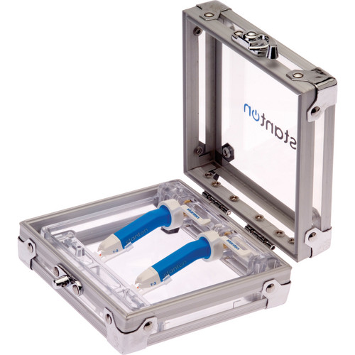 Stanton Trackmaster.V3 Turntable Cartridge (Twin Pack) with Tone Arms and Case