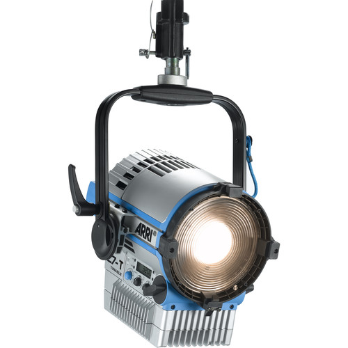 ARRI L7-TT 7" Tungsten LED Fresnel with powerCON Cable (Silver/Blue, Manual)