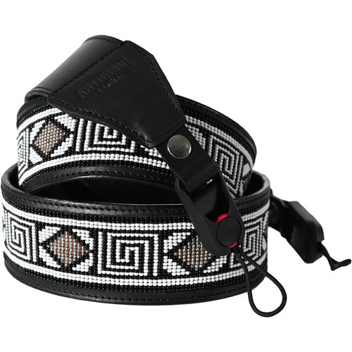 Artigiani Neck Strap (Mostacilla Black Leather)