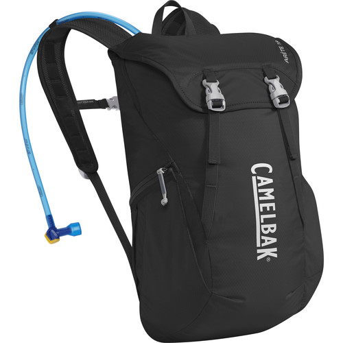 CAMELBAK Arete 18 Hydration Pack (Black/Silver)