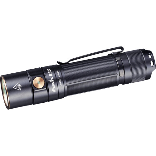 fenix e35 led flashlight E35R High-Performance Rechargeable to able to blast a maximum 3100 lumens 853 feet (260m)—amazing for a flashlight this size Fenix E35R High-Performance Rechargeable LED