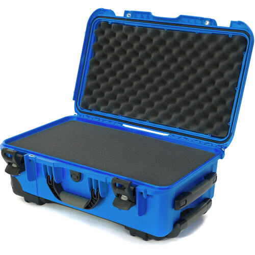 Nanuk 935 Wheeled Hard Case with Foam Insert (Blue, 28.5L)