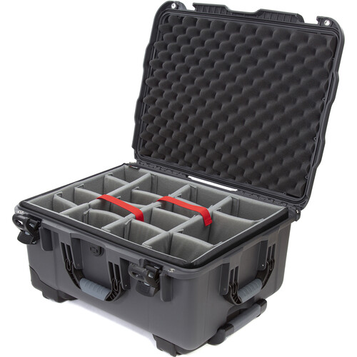 Nanuk 950 Wheeled Hard Case with Padded Dividers (Graphite, 51.9L)