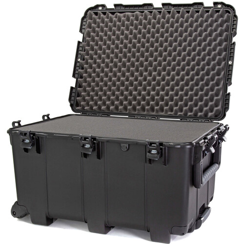 Nanuk 975 Wheeled Hard Case with Foam (Black, 186L)