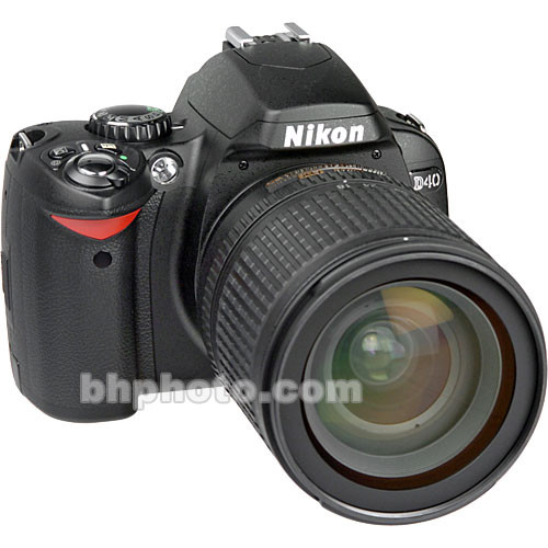 Nikon D40 SLR Digital Camera Kit with 18-135mm Lens