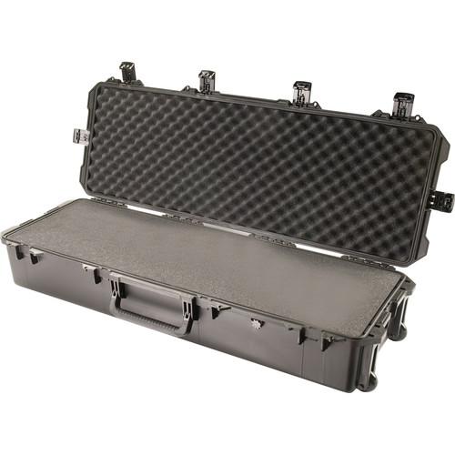 Pelican iM3220 Storm Case with Foam (Black)
