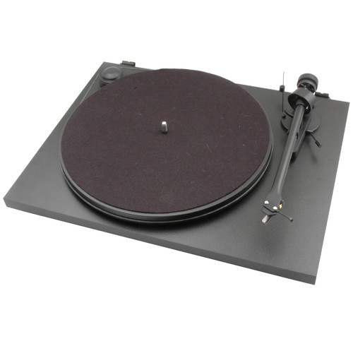 Pro-Ject Audio Systems Essential II Stereo Turntable with USB (Black)