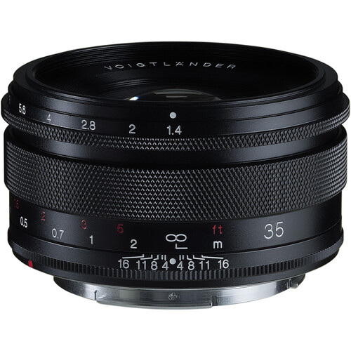 Voigtlander Nokton Classic 35mm f/1.4 Lens (Canon RF)