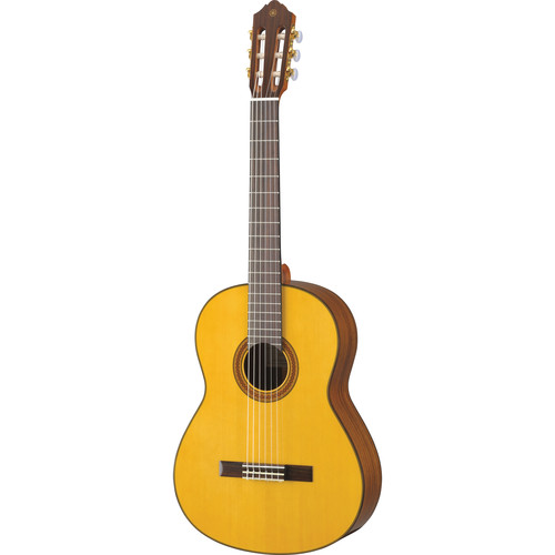 Yamaha CG162S Nylon-String Classical Guitar (Solid Spruce Top)