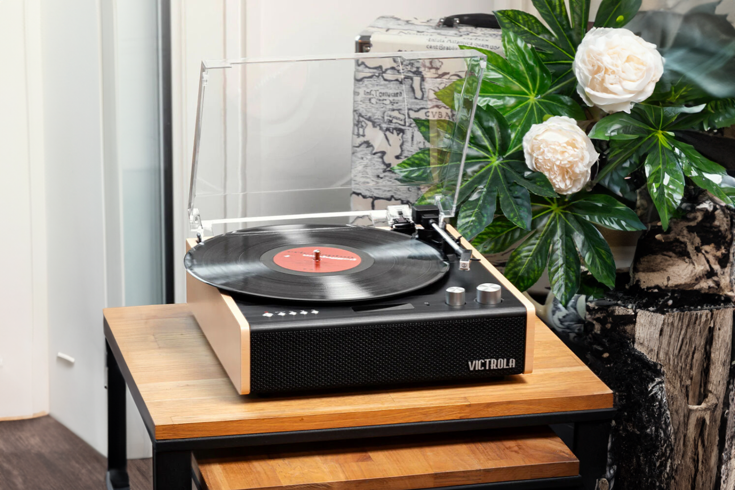 Victrola Eastwood Manual Three-Speed Turntable with Bluetooth Victrola Eastwood Manual Three-Speed Turntable with Bluetooth