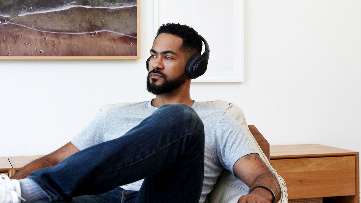 Belkin SoundForm Adapt Wireless Over-Ear Headset Belkin SoundForm Adapt Wireless Over-Ear Headset