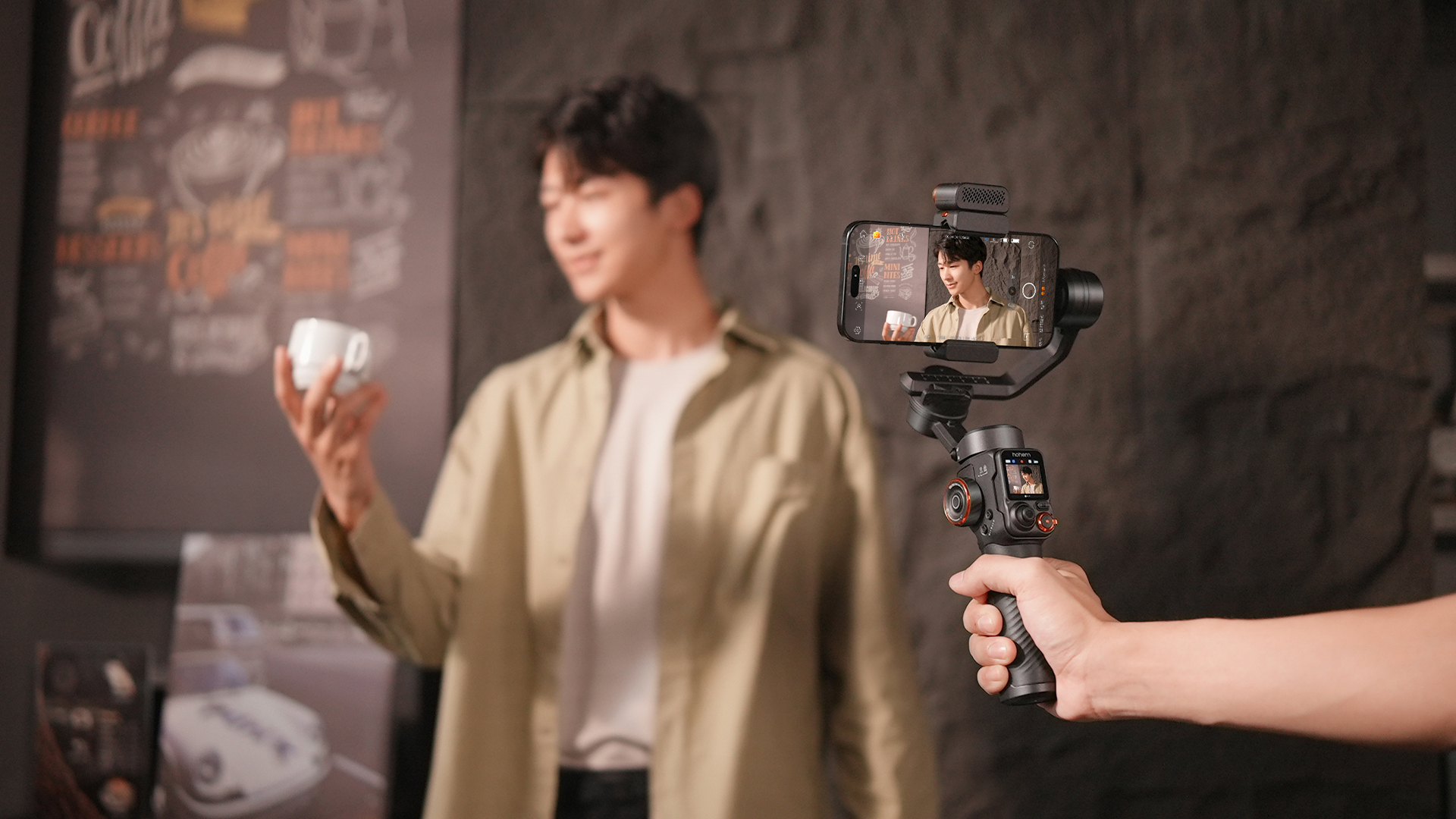 Hohem iSteady M7 AI Tracking Smartphone Gimbal Stabilizer
