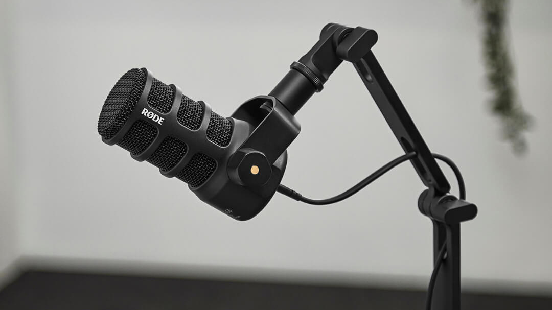 RODE PodMic USB and XLR Dynamic Broadcast Microphone RODE PodMic USB and XLR Dynamic Broadcast Microphone