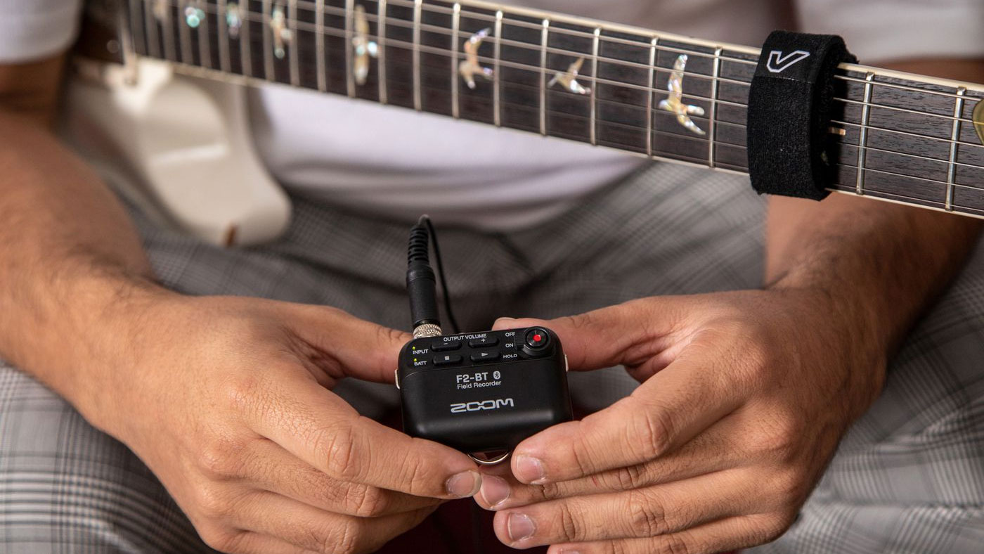 Zoom F2 Ultracompact Portable Field Recorder