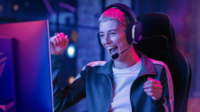 ASUS ROG Pelta Wireless Gaming Headset ASUS ROG Pelta Wireless Gaming Headset