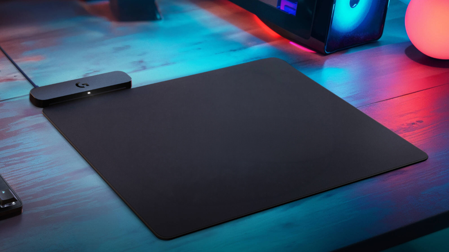 Logitech G POWERPLAY 2 Wireless Charging Mat